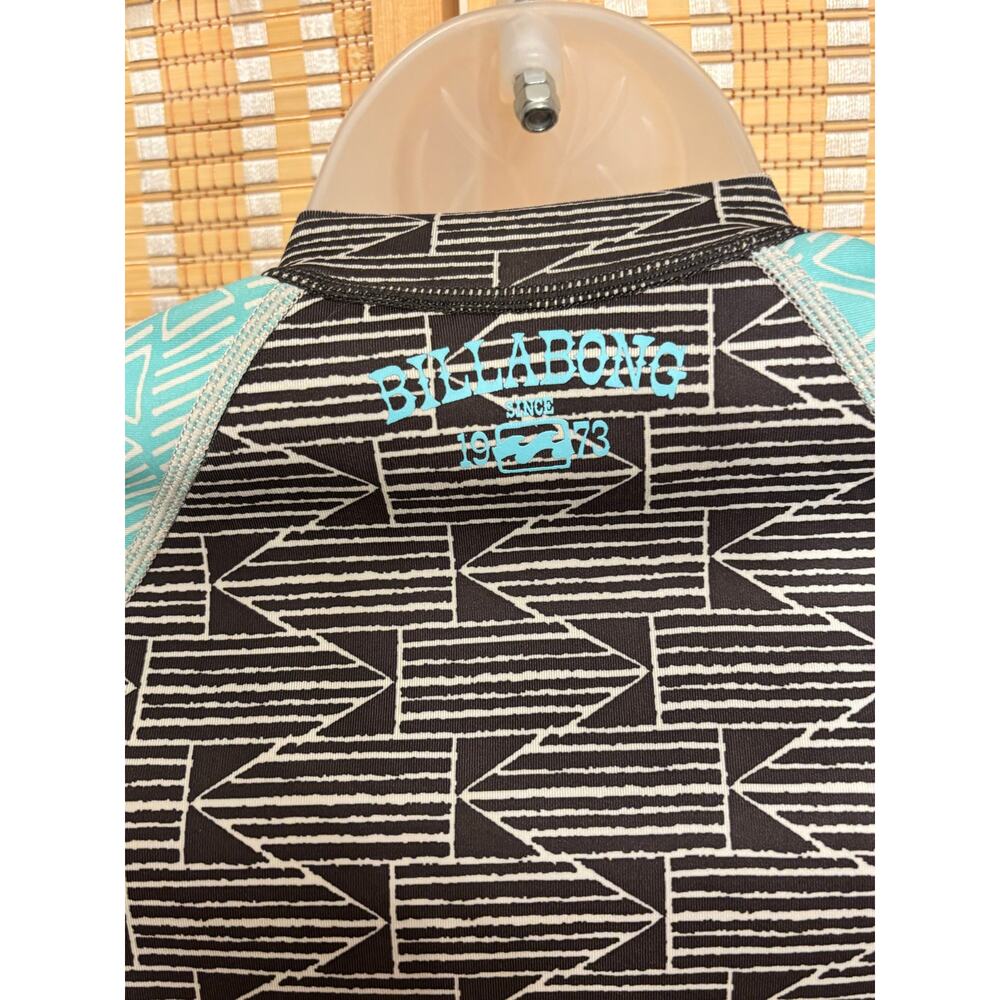 Billabong Surf Capsule Peeky long sleeve compression wetsuit top sports swim sz8 - Picture 8 of 8